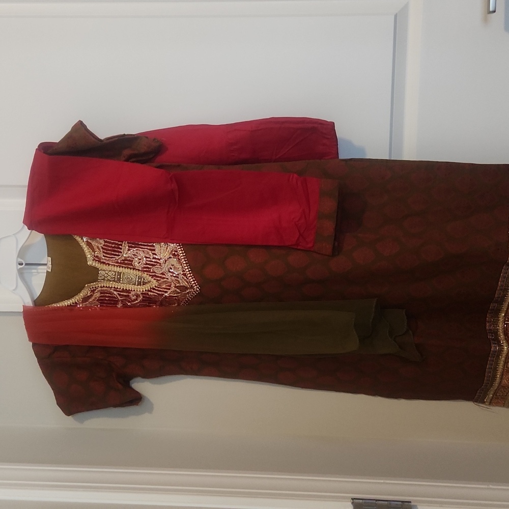 Salwar kameez NWOT